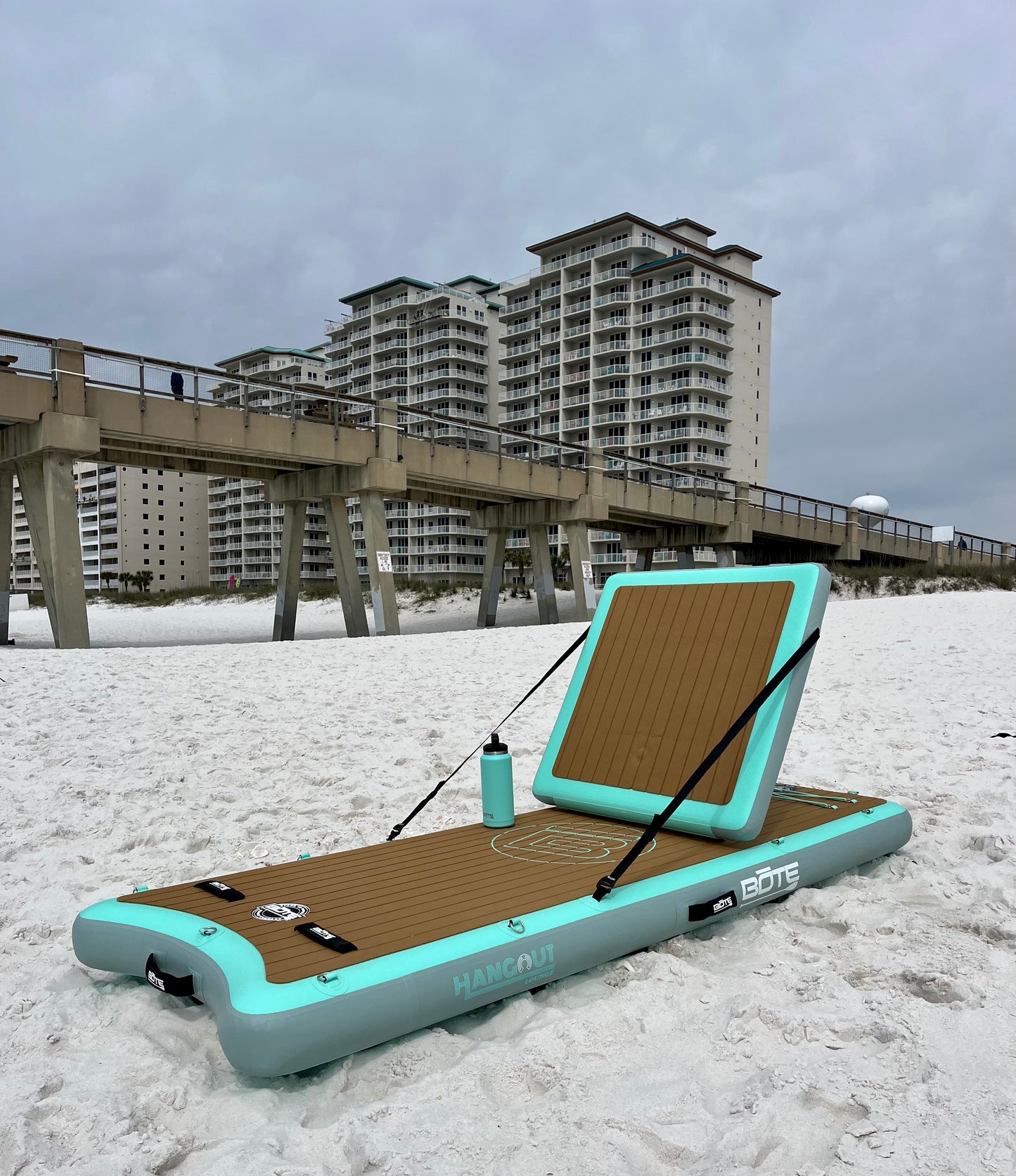 "Beach Buddy" Inflatable Bote Floating Lounge